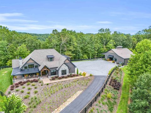 A home in Mill Spring