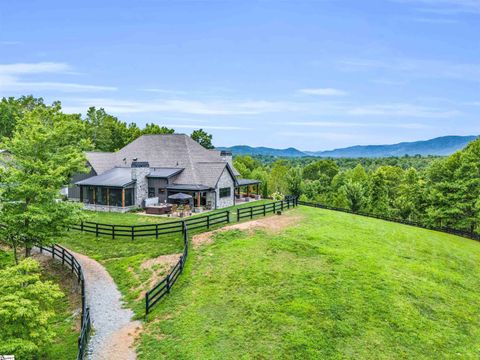 A home in Mill Spring