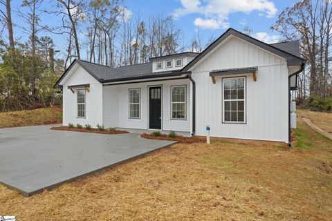 A home in Taylors