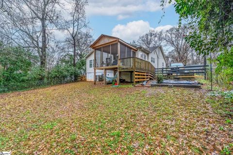 A home in Laurens