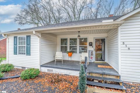 A home in Laurens