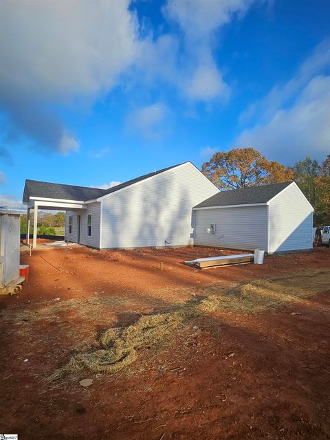 A home in Chesnee