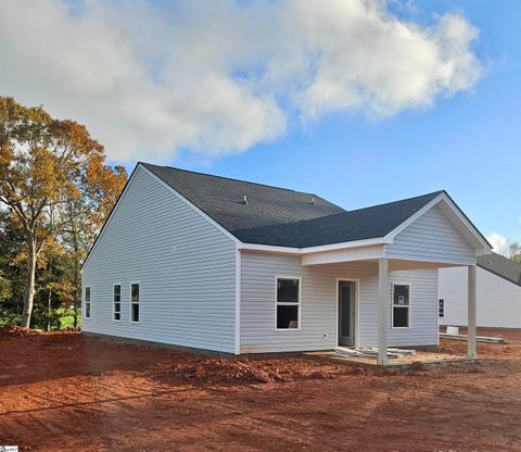 A home in Chesnee