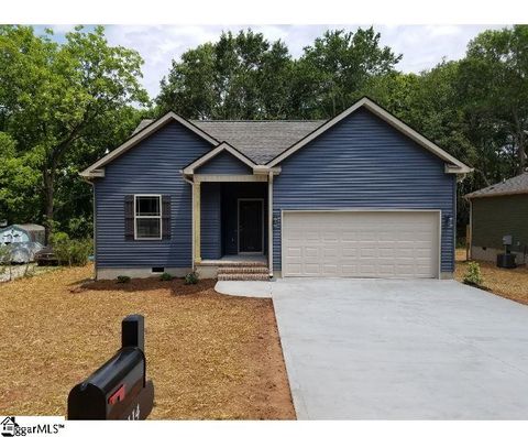 A home in Easley