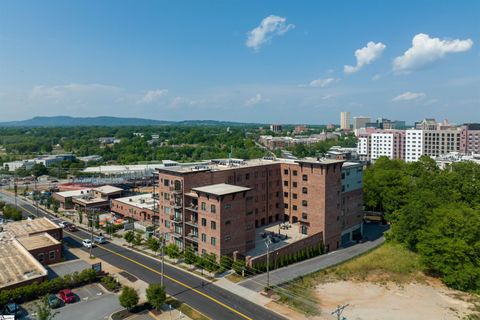 Condominium in Greenville SC 110 Markley Street 25.jpg