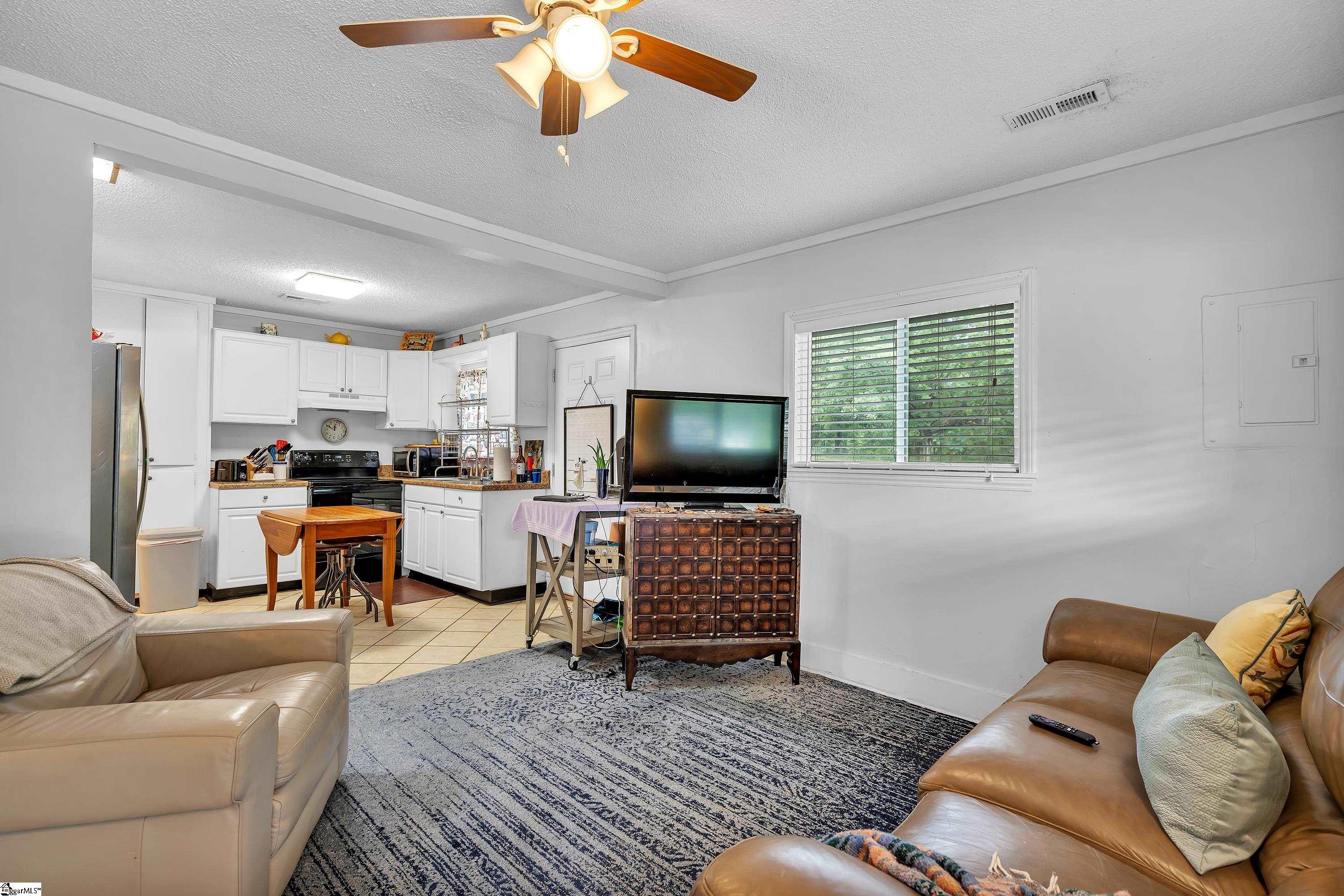 Greenville, South Carolina 29617, United States, 3 Bedrooms Bedrooms, ,3 BathroomsBathrooms,Residential,Active,48847