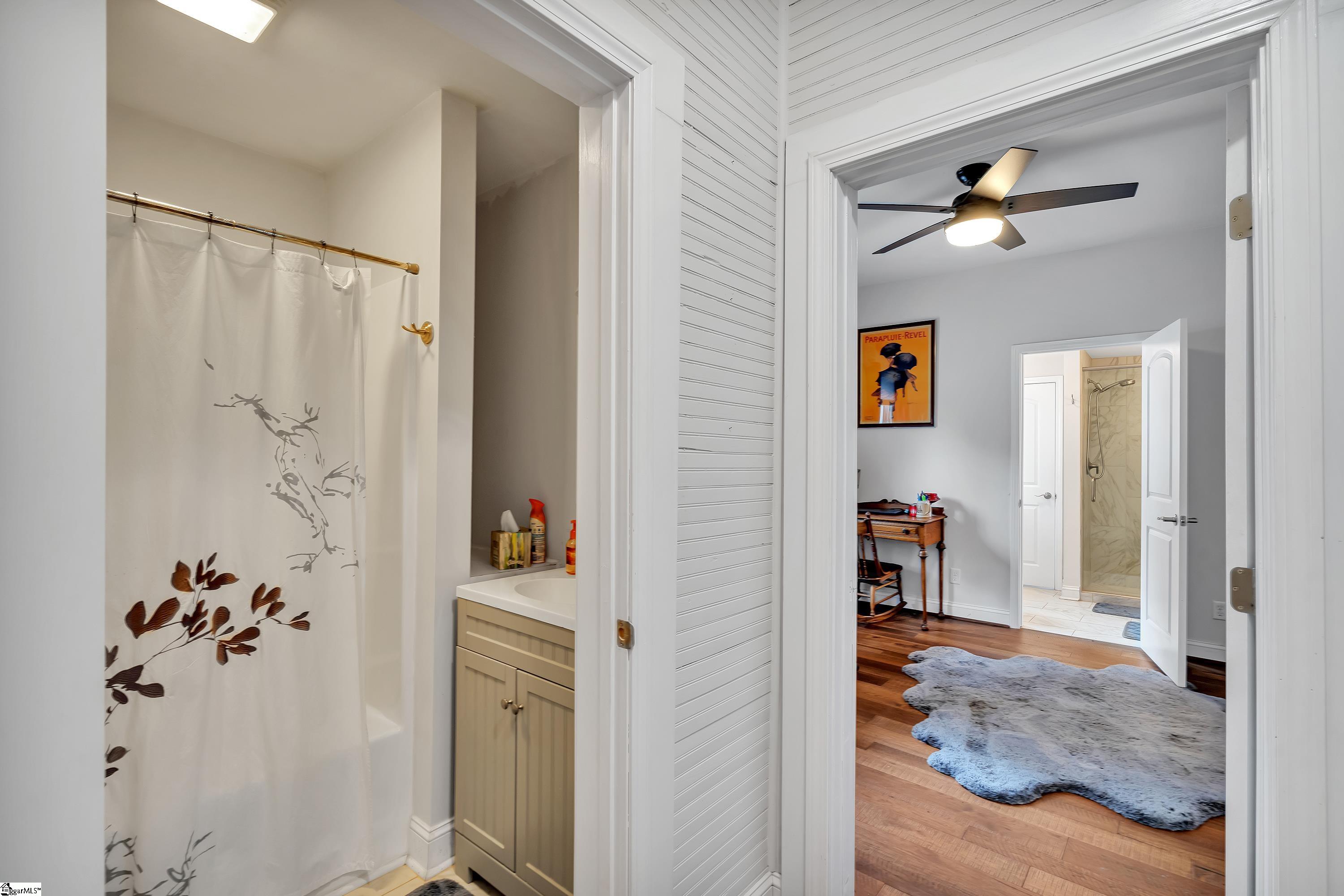 Greenville, South Carolina 29617, United States, 3 Bedrooms Bedrooms, ,3 BathroomsBathrooms,Residential,Active,48847