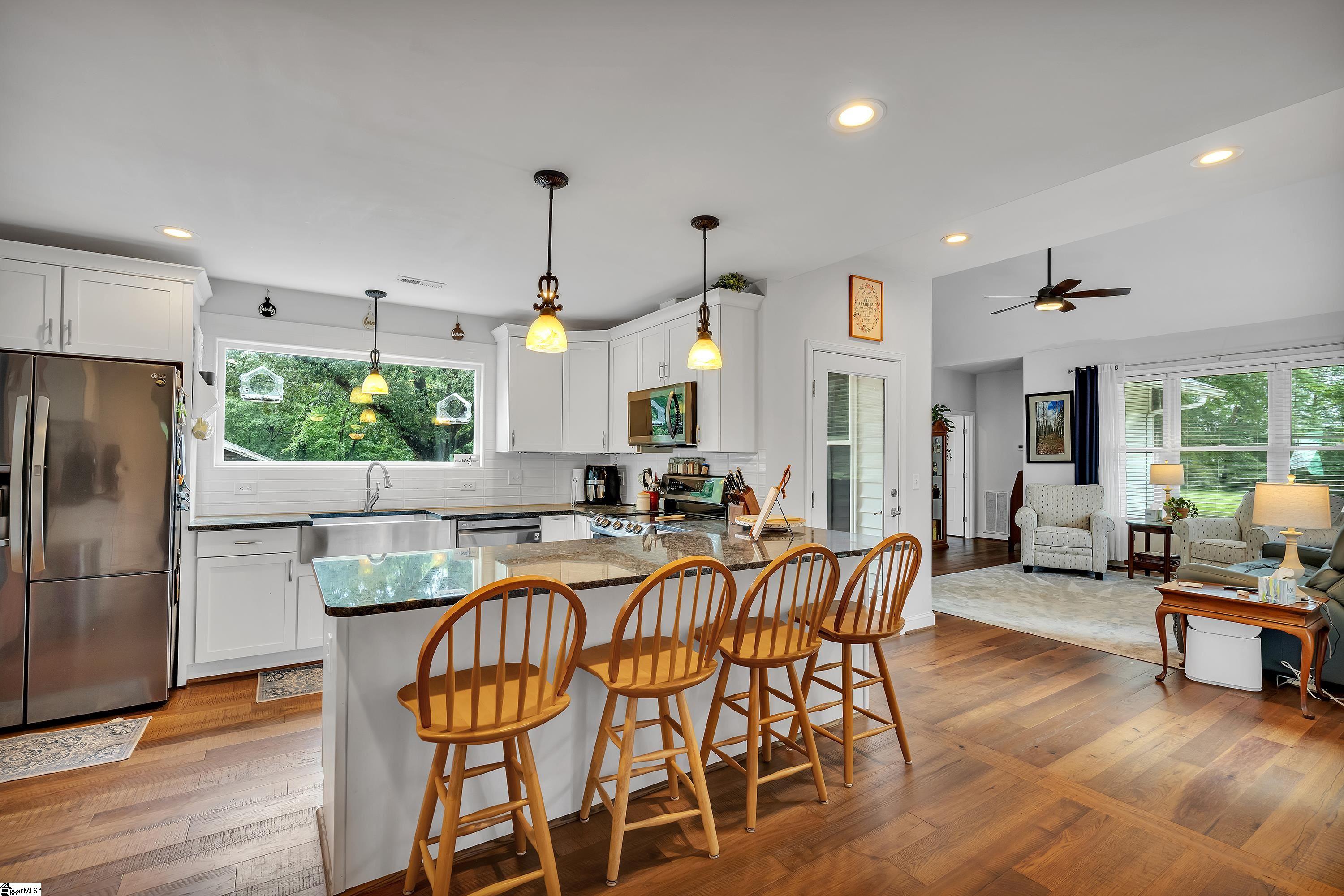 Greenville, South Carolina 29617, United States, 3 Bedrooms Bedrooms, ,3 BathroomsBathrooms,Residential,Active,48847