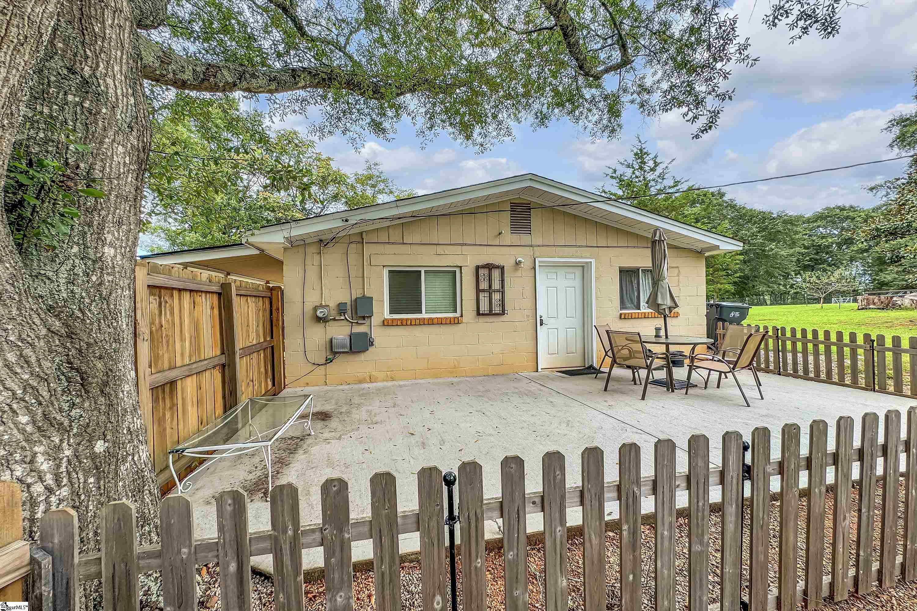 Greenville, South Carolina 29617, United States, 3 Bedrooms Bedrooms, ,3 BathroomsBathrooms,Residential,Active,48847