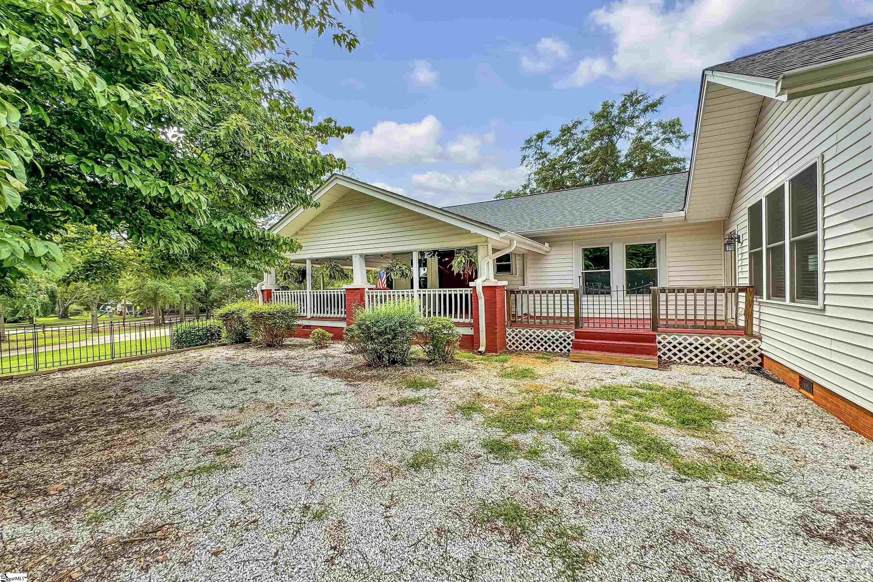 Greenville, South Carolina 29617, United States, 3 Bedrooms Bedrooms, ,3 BathroomsBathrooms,Residential,Active,48847