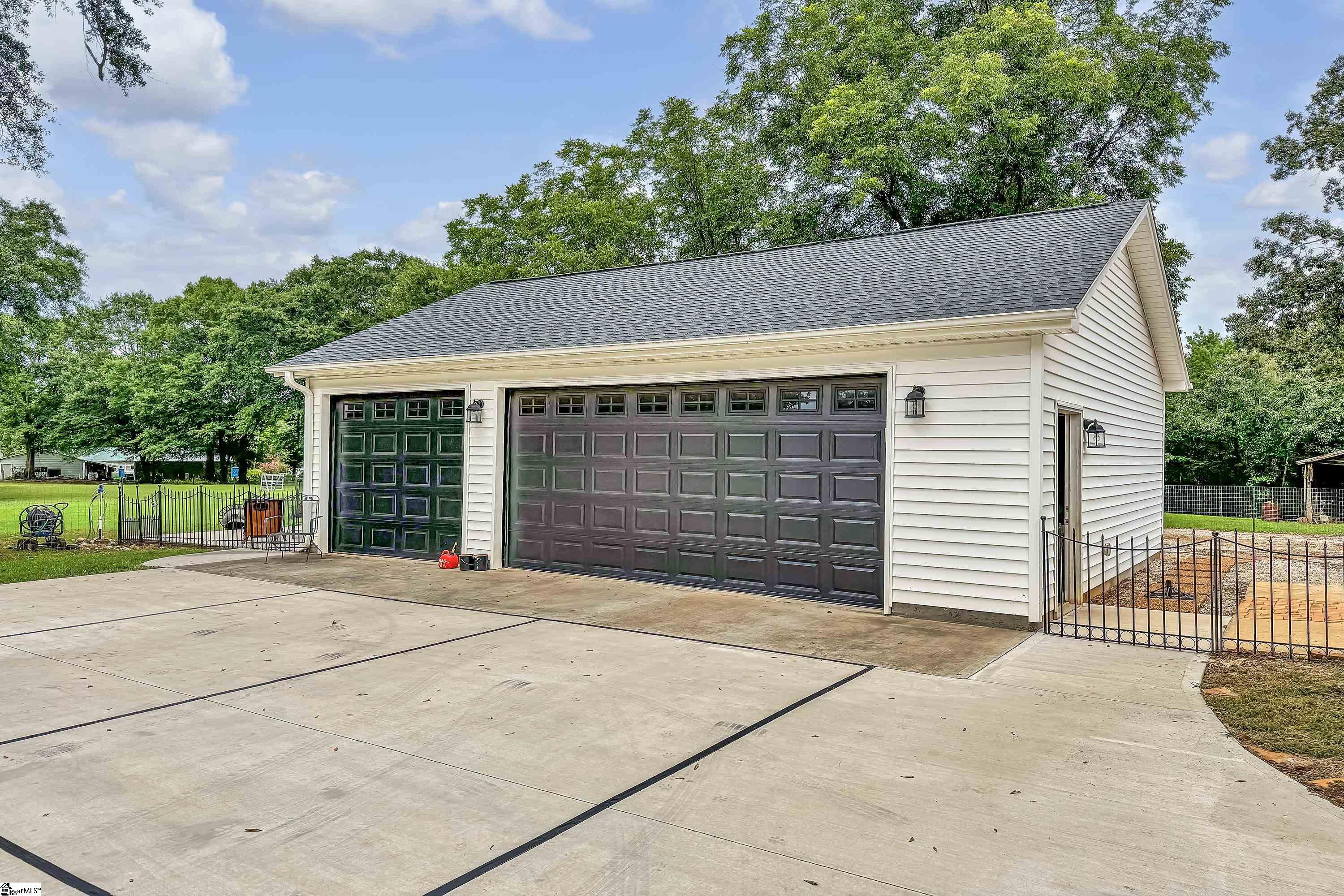 Greenville, South Carolina 29617, United States, 3 Bedrooms Bedrooms, ,3 BathroomsBathrooms,Residential,Active,48847