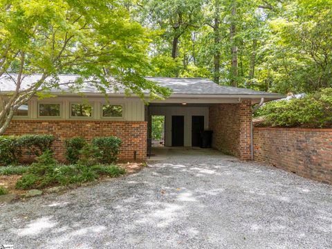 A home in Tryon