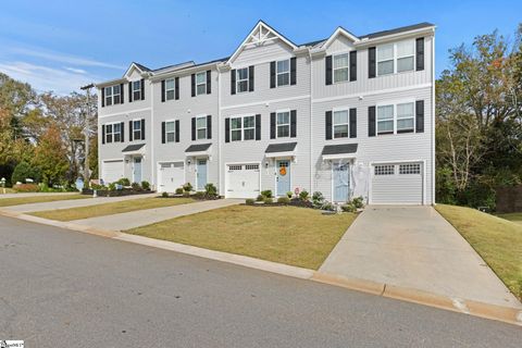 A home in Easley