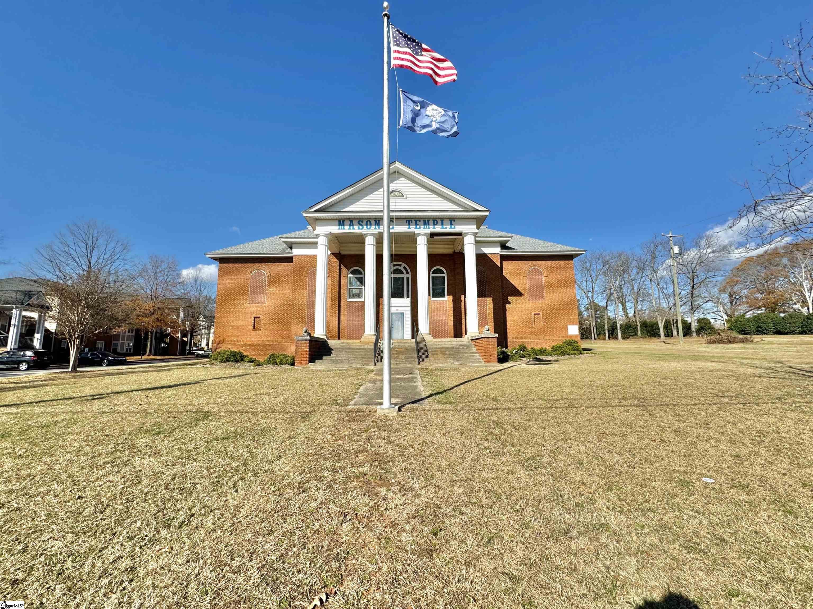 439 N East Main Street