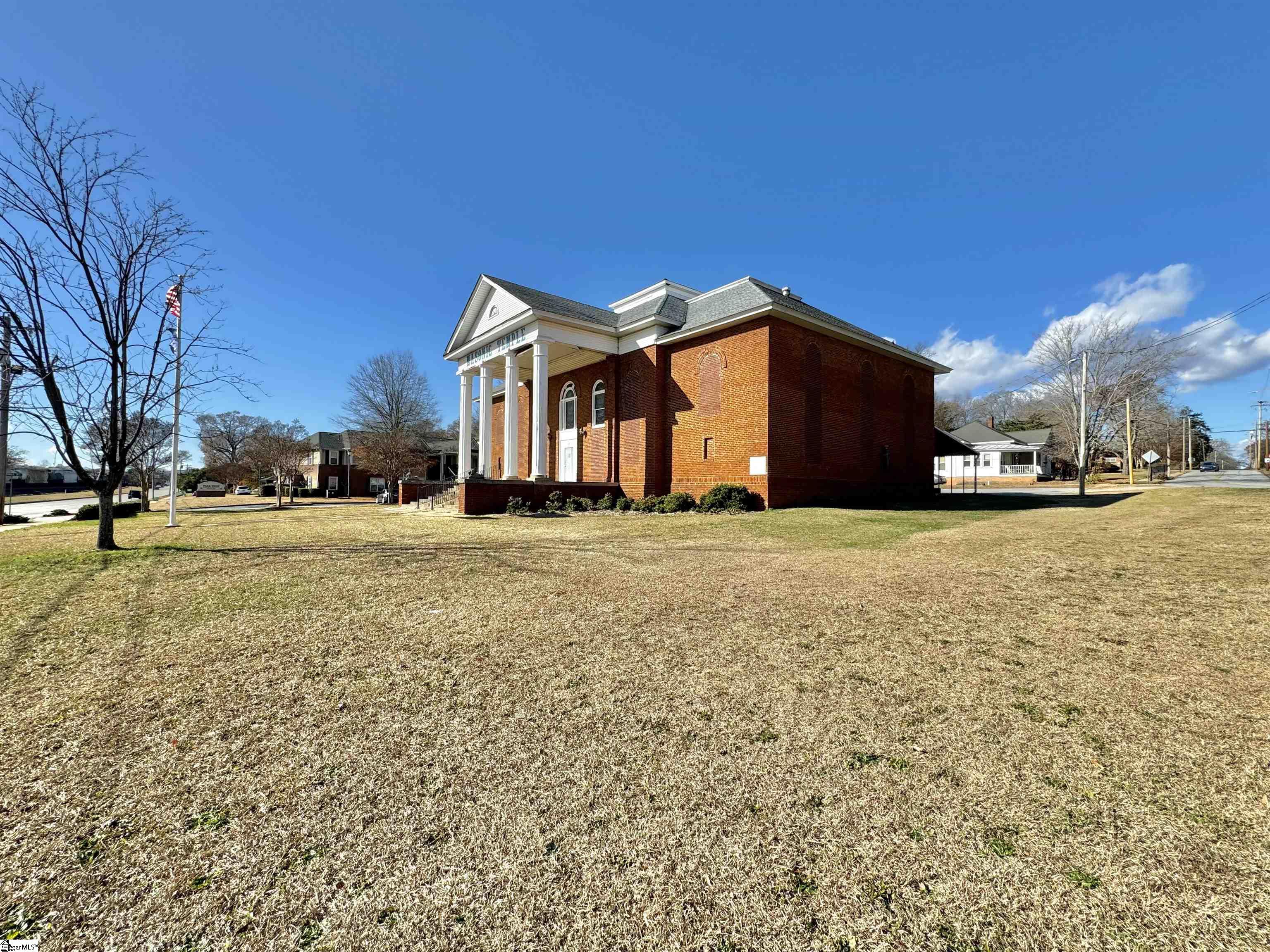 439 N East Main Street