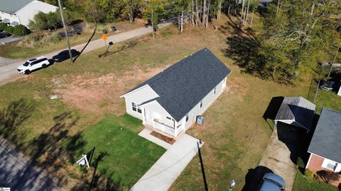 A home in Laurens