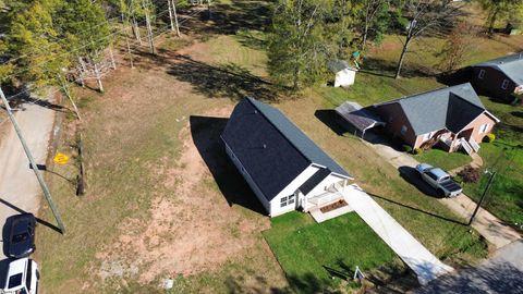 A home in Laurens