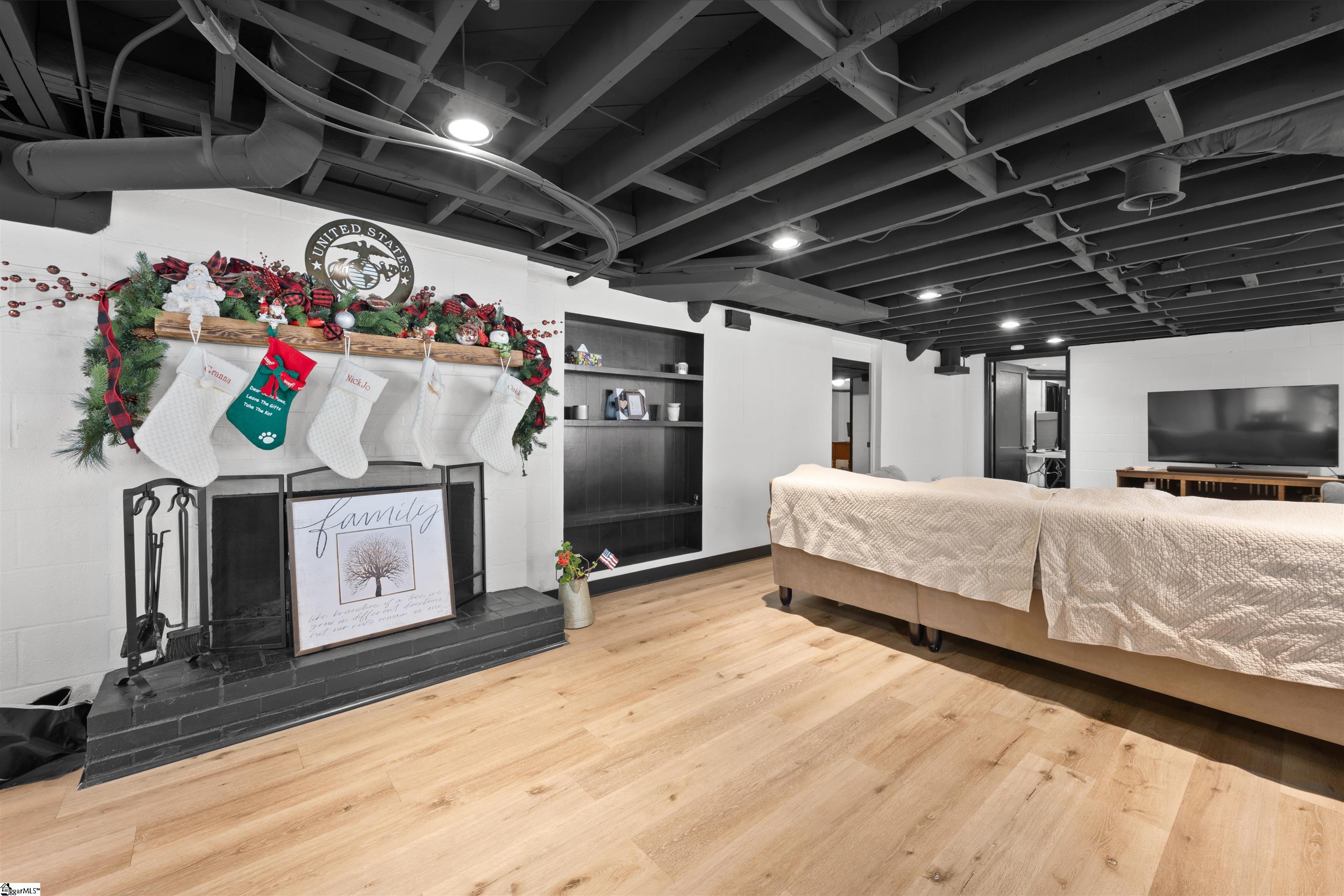 Anderson, South Carolina 29621, United States, 5 Bedrooms Bedrooms, ,3 BathroomsBathrooms,Residential,Pending,26030