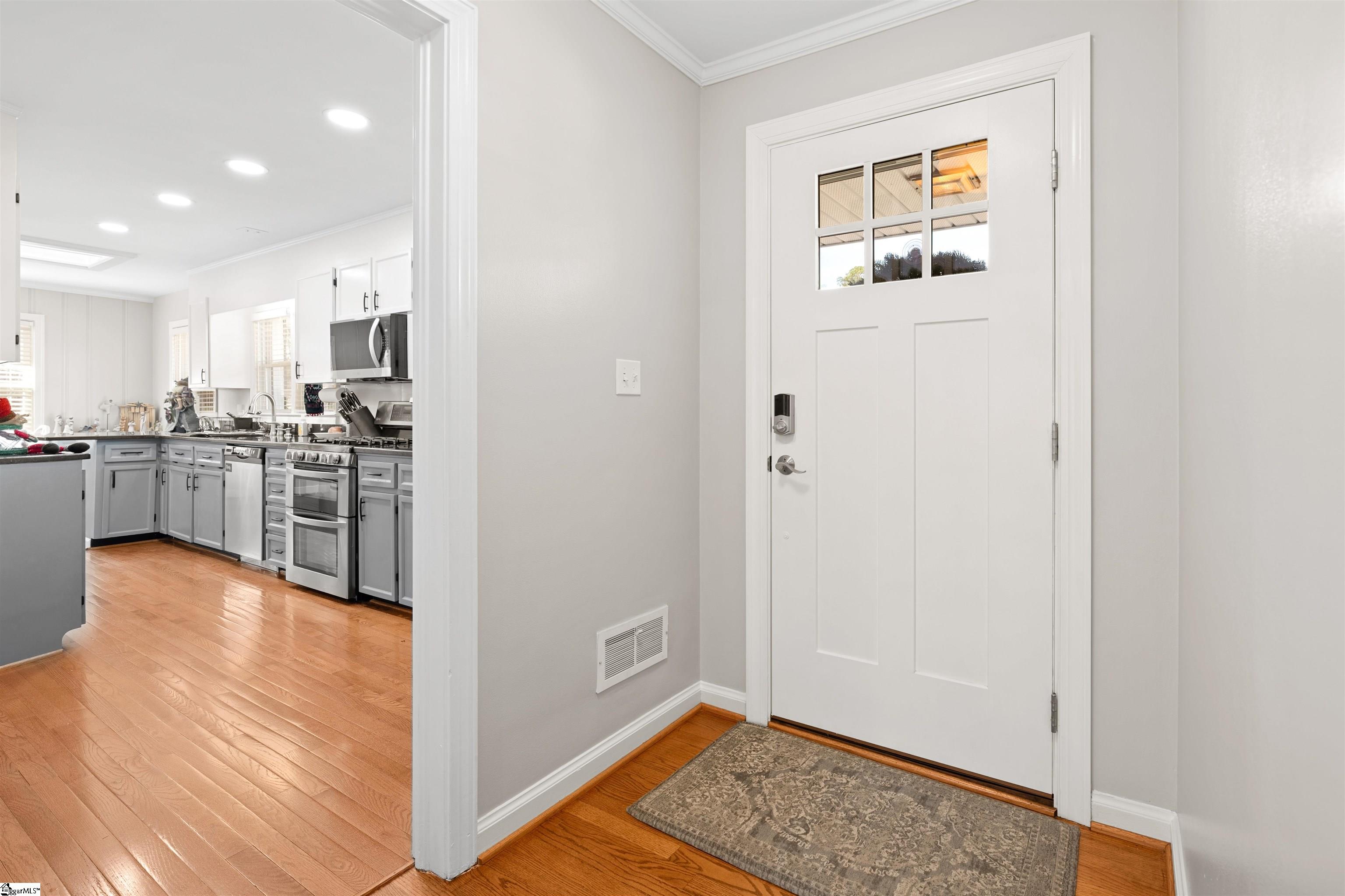 Anderson, South Carolina 29621, United States, 5 Bedrooms Bedrooms, ,3 BathroomsBathrooms,Residential,Pending,26030