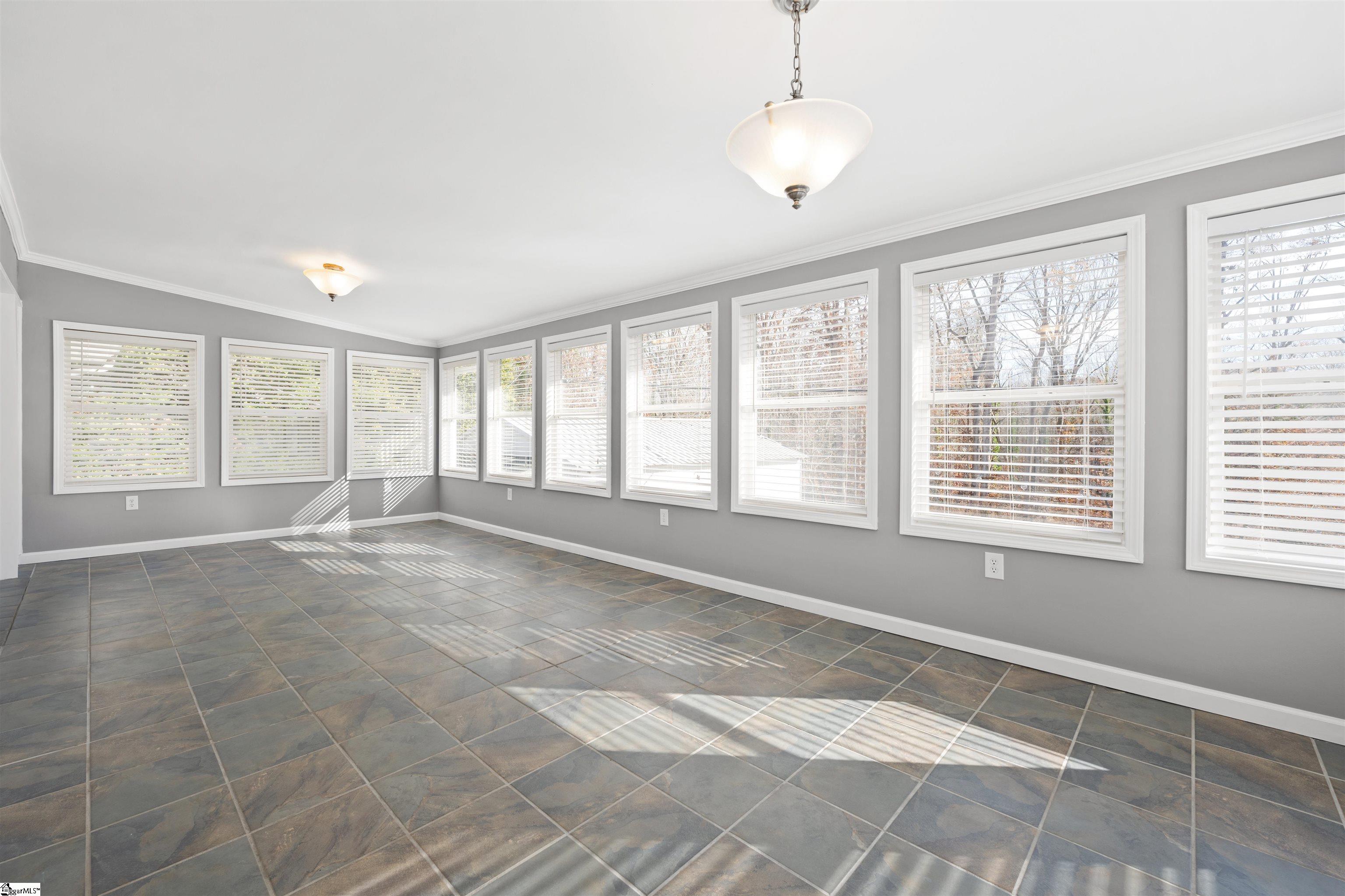 Anderson, South Carolina 29621, United States, 5 Bedrooms Bedrooms, ,3 BathroomsBathrooms,Residential,Pending,26030