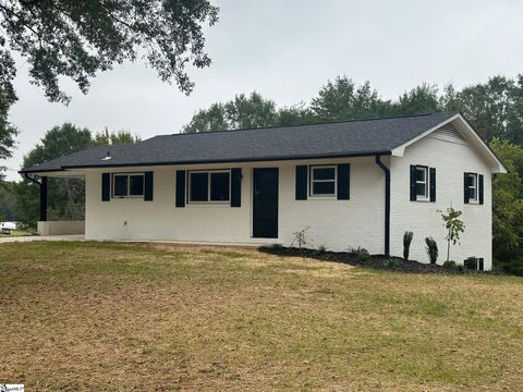 A home in Forest City