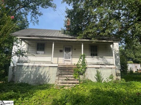 Single Family Residence in Abbeville SC 513 Bamberg Street.jpg