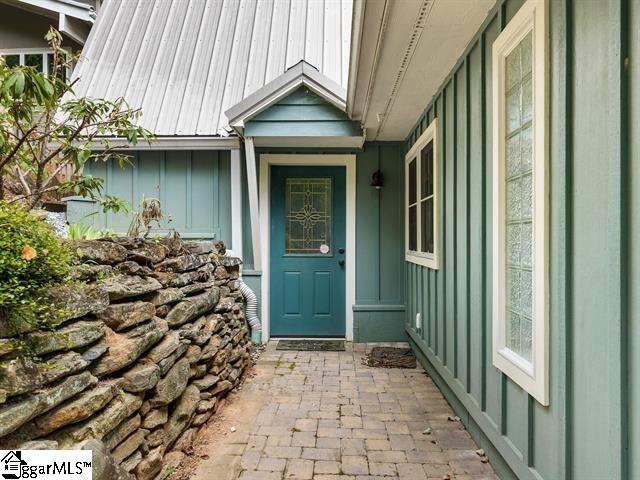 1200 E Lakeshore Drive