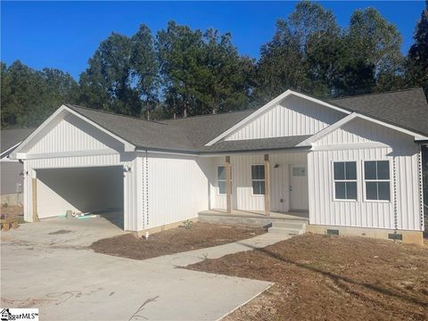 A home in Newberry