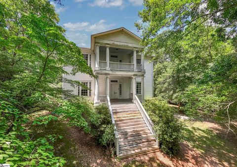 A home in Chesnee