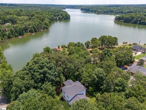 A home in Chesnee