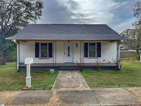 A home in Woodruff