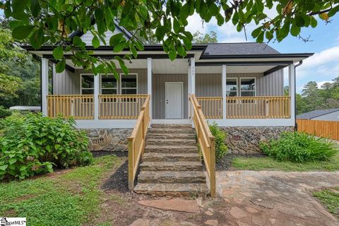 A home in Chesnee