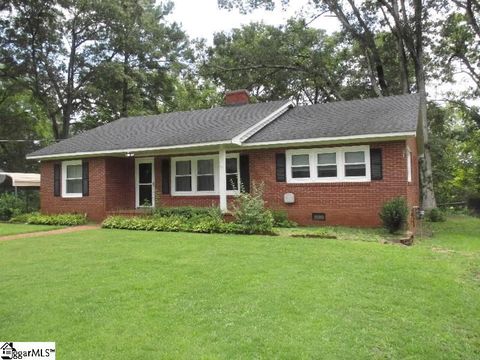 A home in Laurens