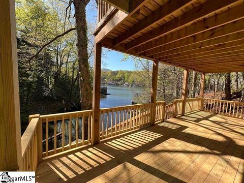 A home in Landrum