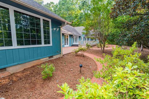 A home in Tryon