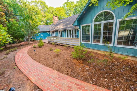 A home in Tryon