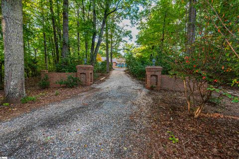 A home in Tryon