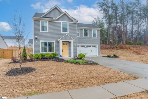 A home in Easley