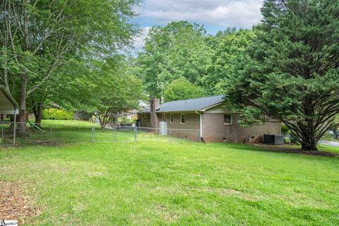 A home in Easley