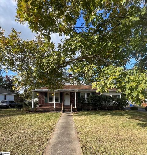 A home in Woodruff