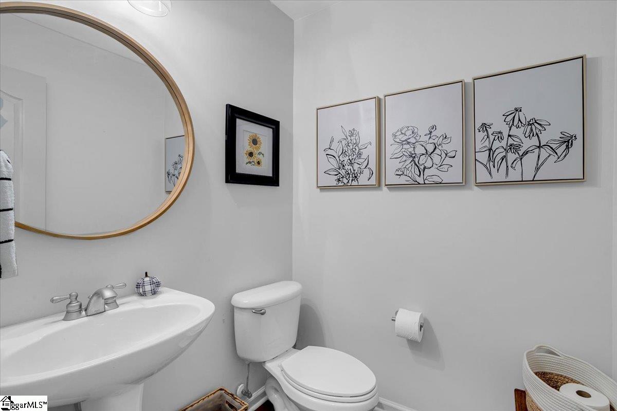 Greer, South Carolina 29650, United States, 3 Bedrooms Bedrooms, ,3 BathroomsBathrooms,Residential,Contingent,29567