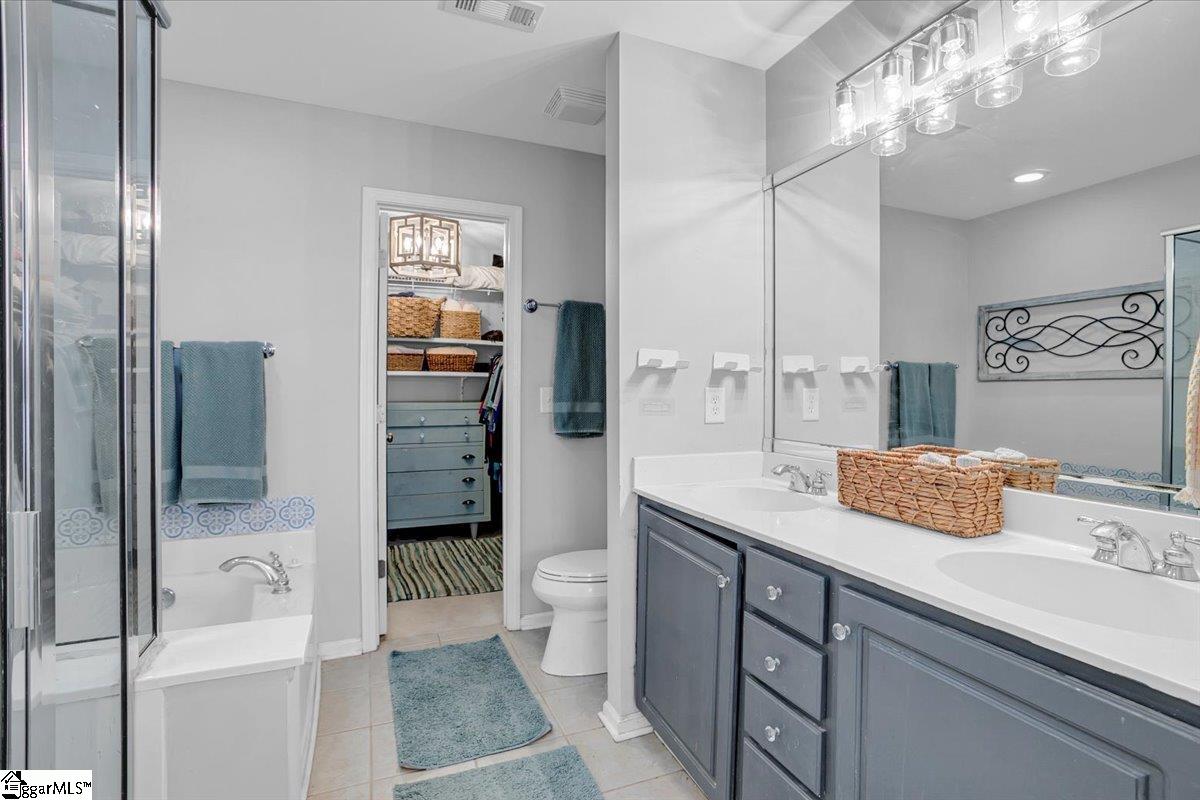 Greer, South Carolina 29650, United States, 3 Bedrooms Bedrooms, ,3 BathroomsBathrooms,Residential,Contingent,29567