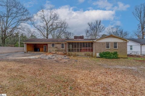 A home in Taylors