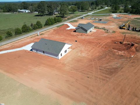 A home in Laurens