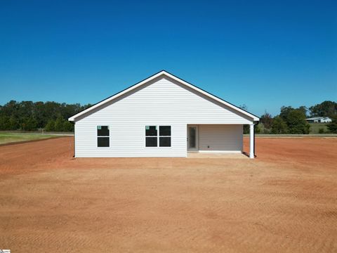 A home in Laurens