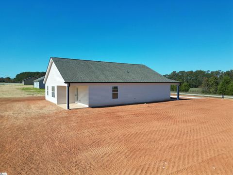 A home in Laurens