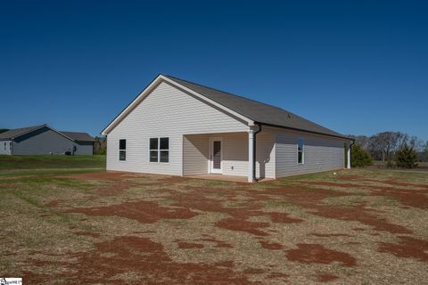 A home in Laurens