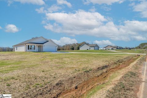 A home in Laurens