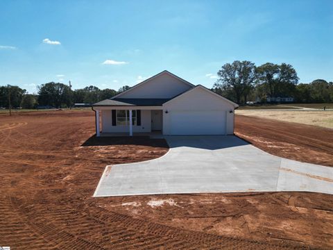 A home in Laurens