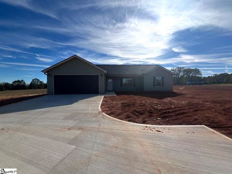 A home in Laurens